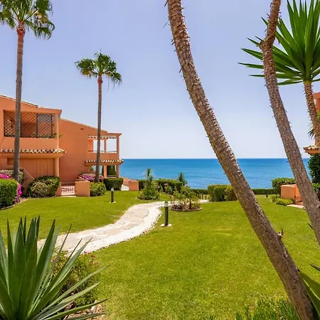 Apartamento Bermuda Beach With Sea View * Εστεπόνα