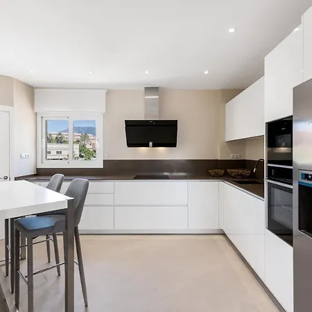 Apartamento Bermuda Beach With Sea View * Εστεπόνα