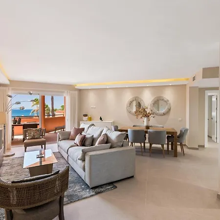Διαμέρισμα Apartamento Bermuda Beach With Sea View Εστεπόνα