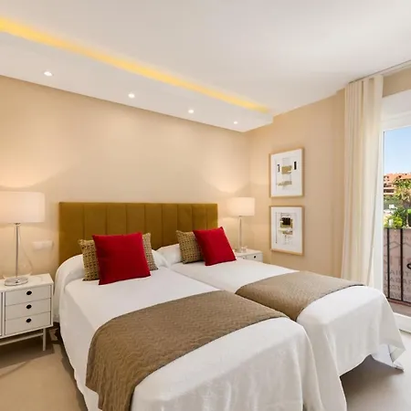 Apartamento Bermuda Beach With Sea View Διαμέρισμα *